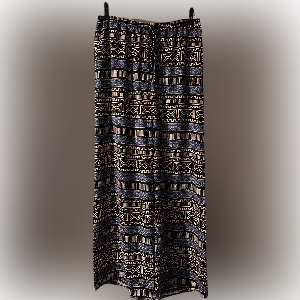 Francesca’s by Miami Blue Tribal Palazzo Pants. Women’s Medium